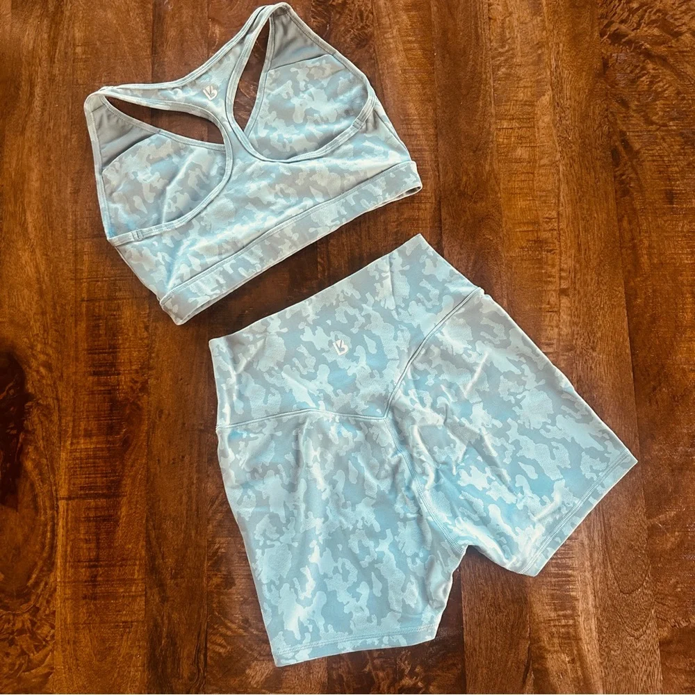 BuffBunny Light Blue Camo Sports Bra and Shorts Set - Picture 4 of 5